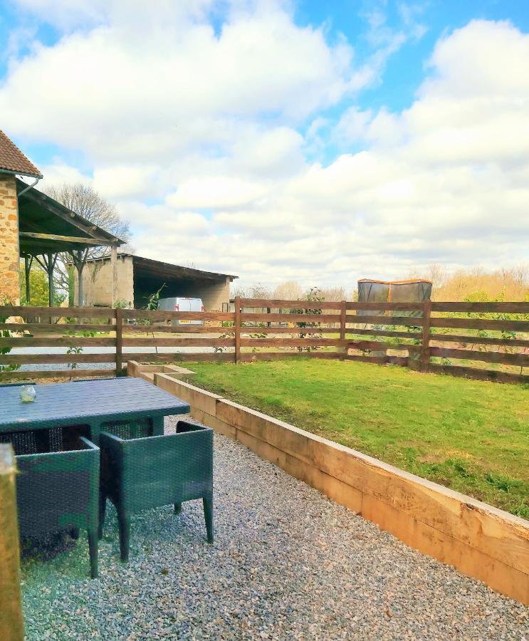 Beautiful 2 Bed Cottage With Swimming Pool Pagéas Exterior foto