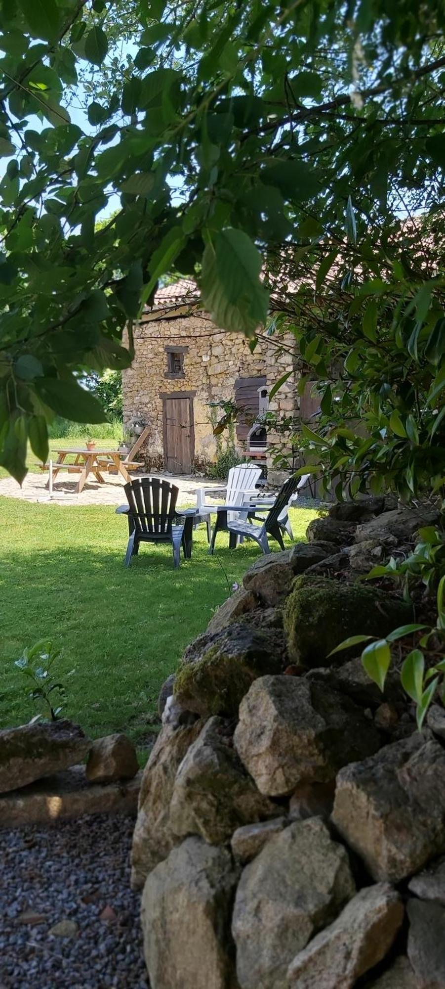 Beautiful 2 Bed Cottage With Swimming Pool Pagéas Zimmer foto